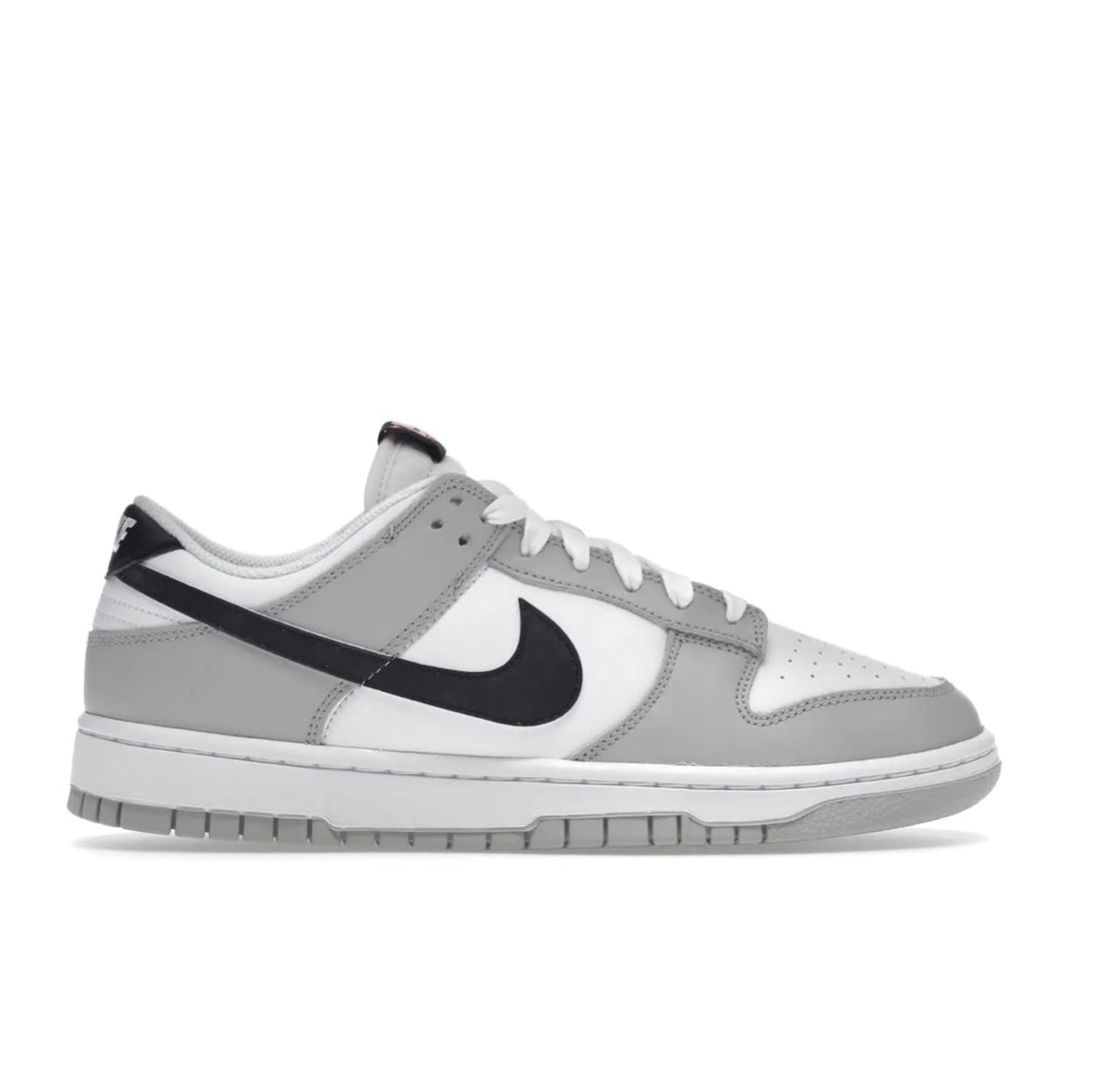 Nike Dunk Low SE Lottery Pack Grey Fog high-performance athletic footwear Grey