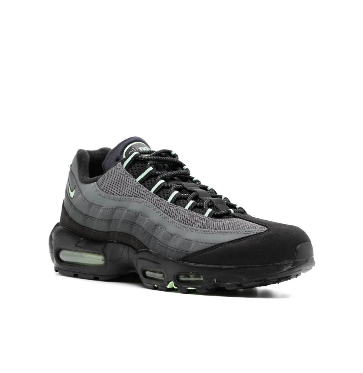 Nike air Vapormax 95?grey black green - high-performance athletic footwear in Black with advanced cushioning