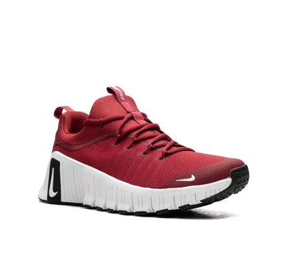 Nike free metcon red - high-performance athletic footwear in Red with advanced cushioning