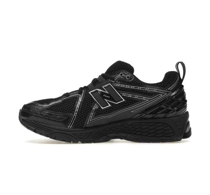 New Balance 1906R
Black Phantom - high-performance athletic footwear in Black with advanced cushioning