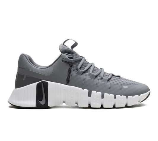 Nike free metcon gray - high-performance athletic footwear with advanced cushioning