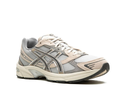 ASICS Gel 1130 silver cream - high-performance athletic footwear in Silver with advanced cushioning