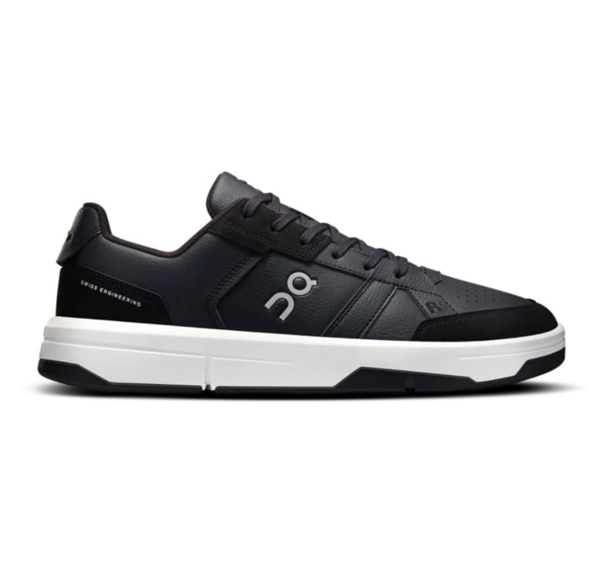On The Roger Classic - high-performance athletic footwear with advanced cushioning