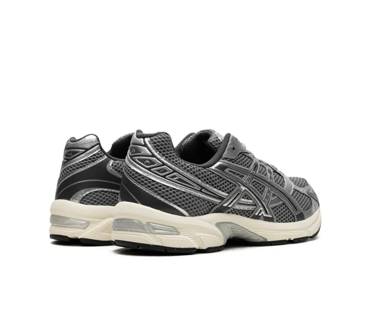 ASICS Gel 1130 silver - high-performance athletic footwear in Silver with advanced cushioning