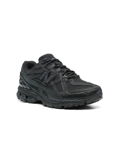 New Balance 1906 Black - high-performance athletic footwear in Black with advanced cushioning