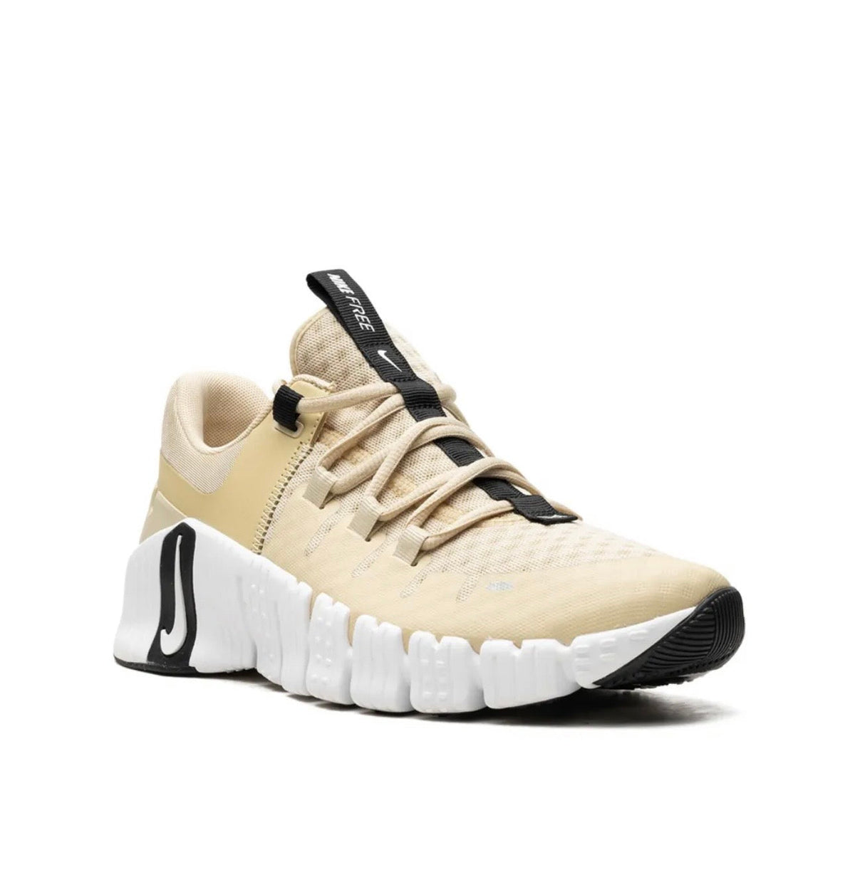 Nike free metcon cream - high-performance athletic footwear with advanced cushioning