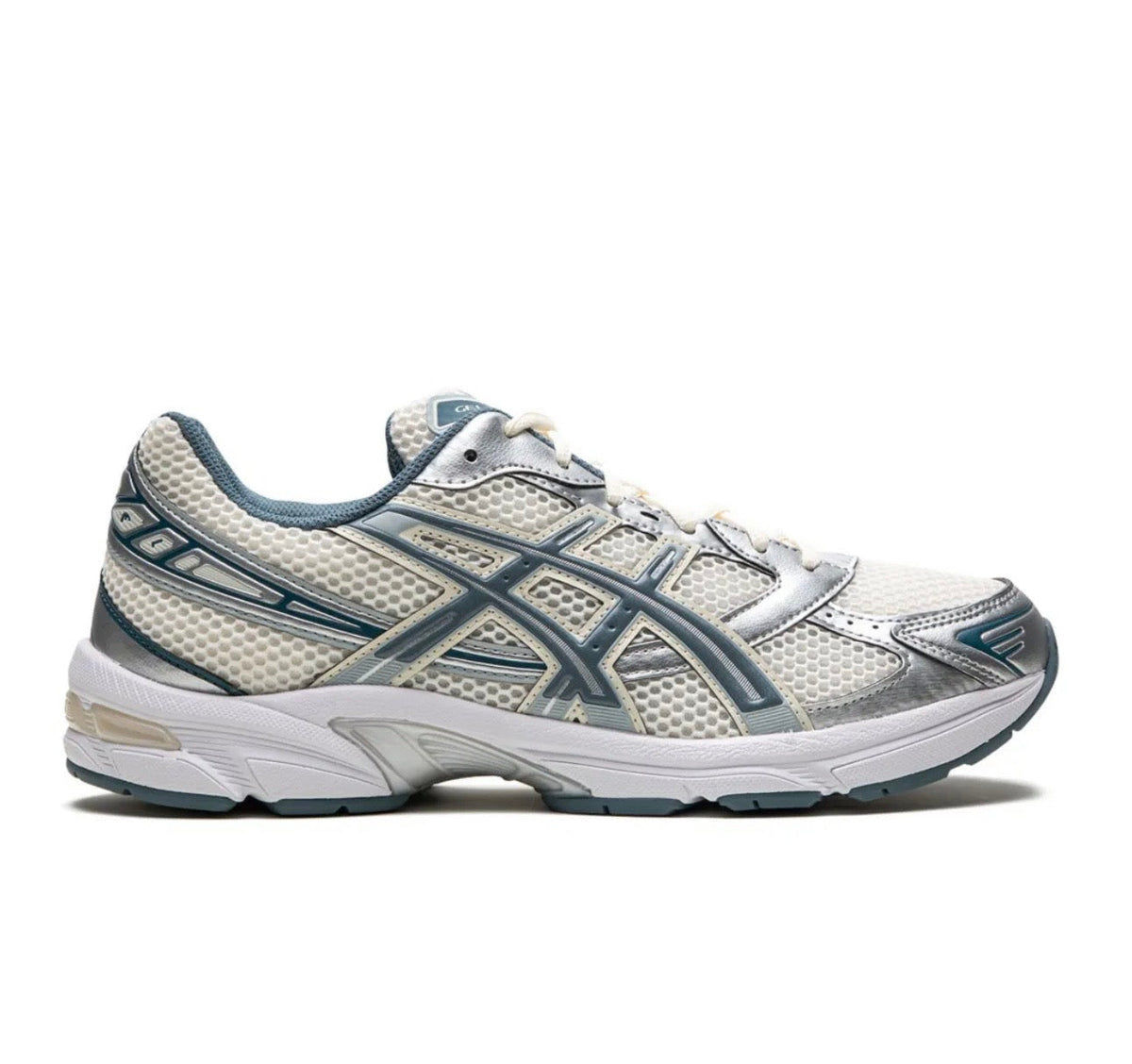 ASICS Gel 1130 silver - high-performance athletic footwear in Silver with advanced cushioning