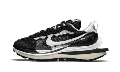 Nike X Sacai Vaporwafflle Black White high-performance athletic footwear Black